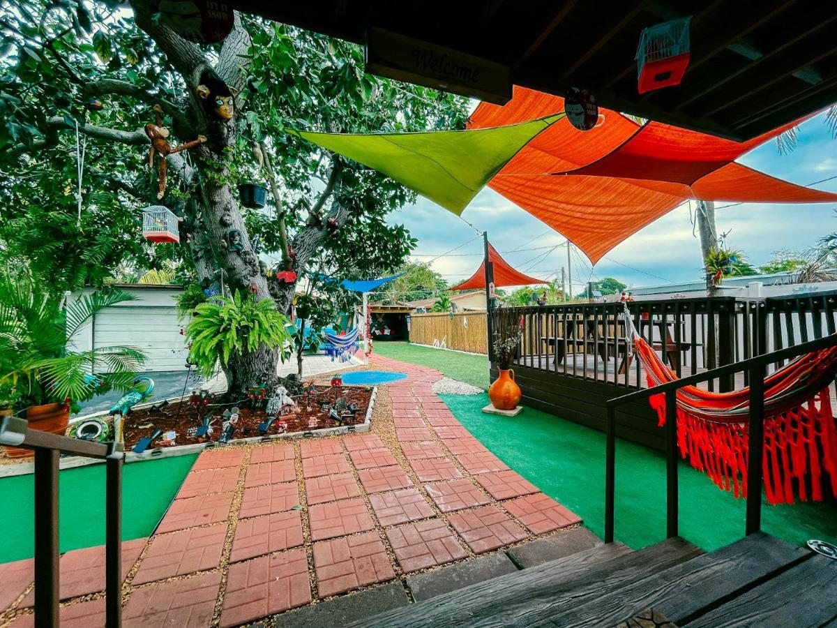 Hammocks & Mini-Golf! 10 Mins From Beach! Hollywood Kültér fotó